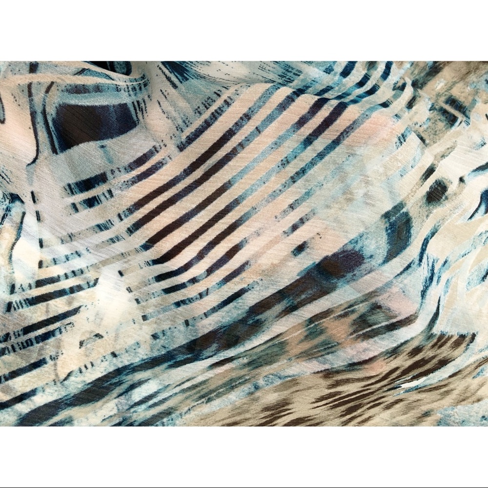 Chico's Blue Cream Animal Print Burnout Blouse - Picture 14 of 15